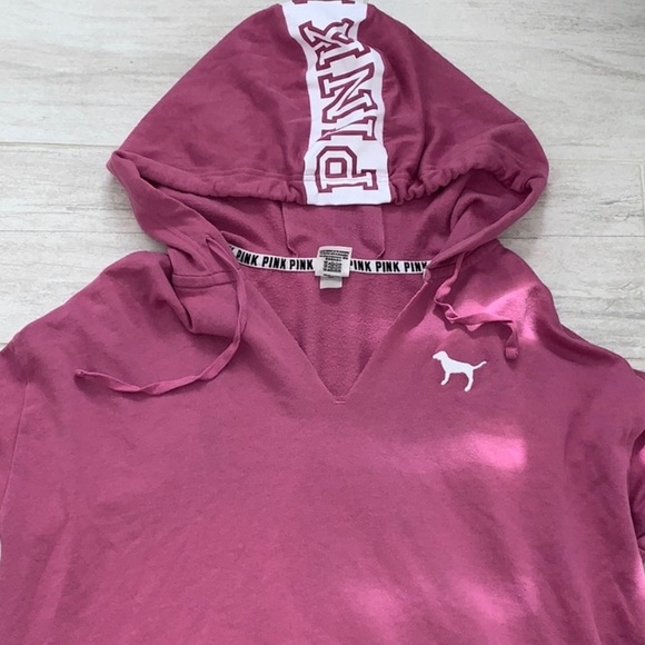 V-neck hoodie from pink - Picture 2 of 2